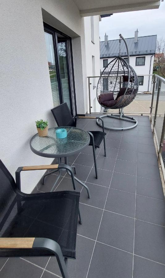 Апартаменты Apartament 11 Listopada Устка Экстерьер фото